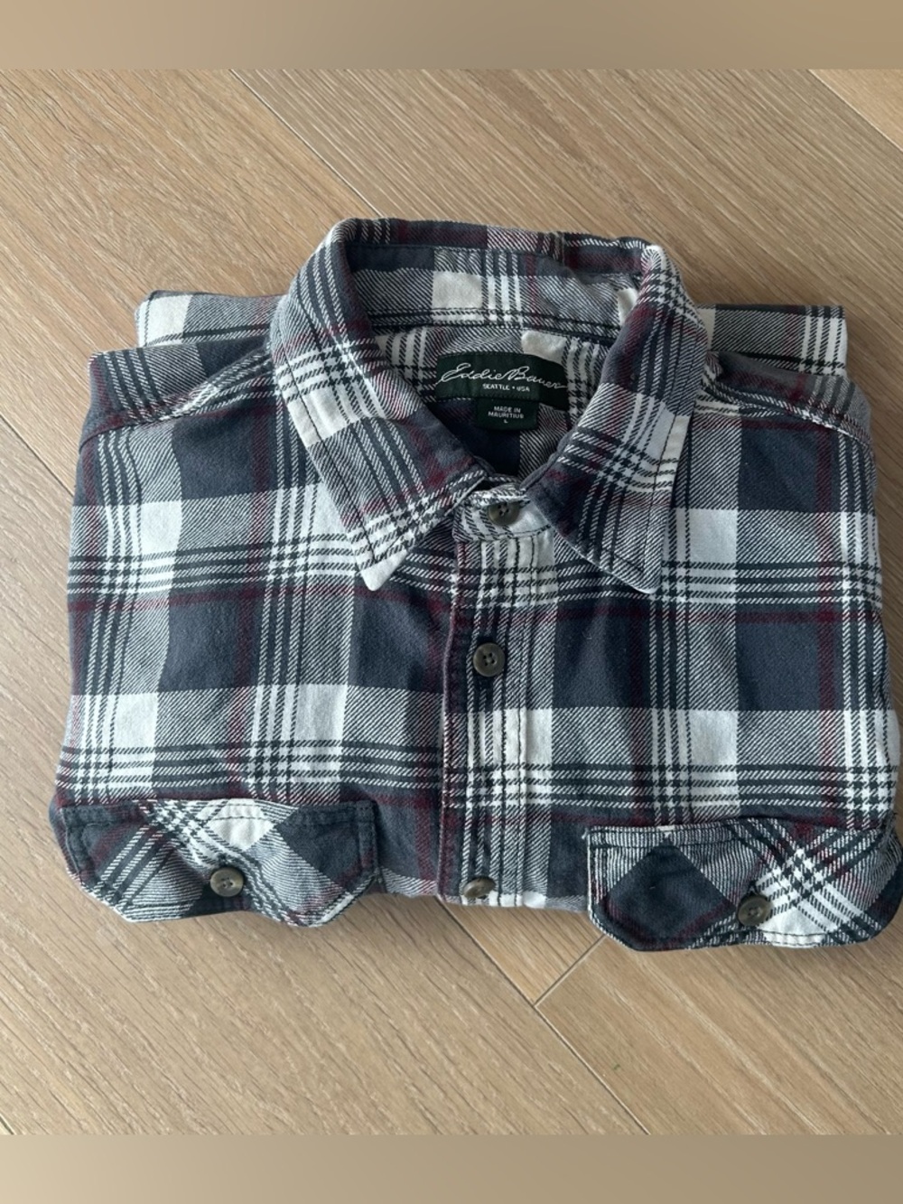 Eddie Bauer Men’s Cotton Flannel Button Up Shirt Size Large